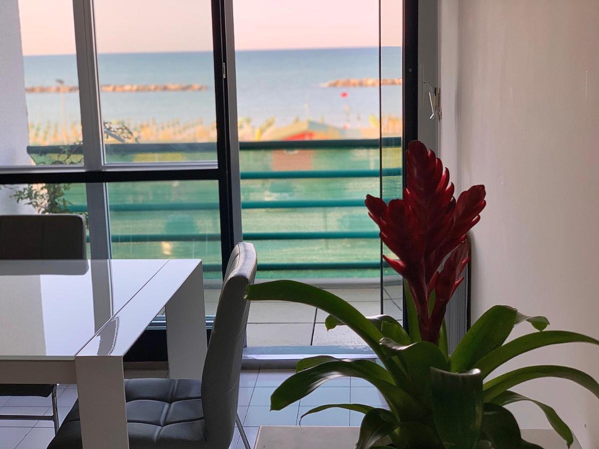 Appartamento Al Mare Apartament Fano Esterno foto